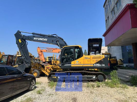 22 ton Hyundai Excavator digunakan 220LC-9S