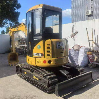 Digunakan CAT 303.5E Excavator Kinerja Tinggi, Konsumsi Bahan Bakar Rendah